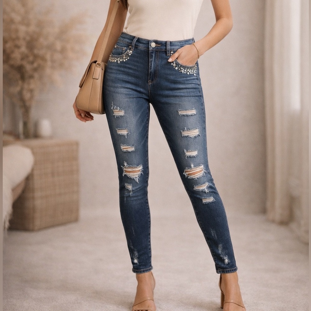 Abercrombie & Fitch Dark Blue Distressed Skinny Jeans with Studded Pockets